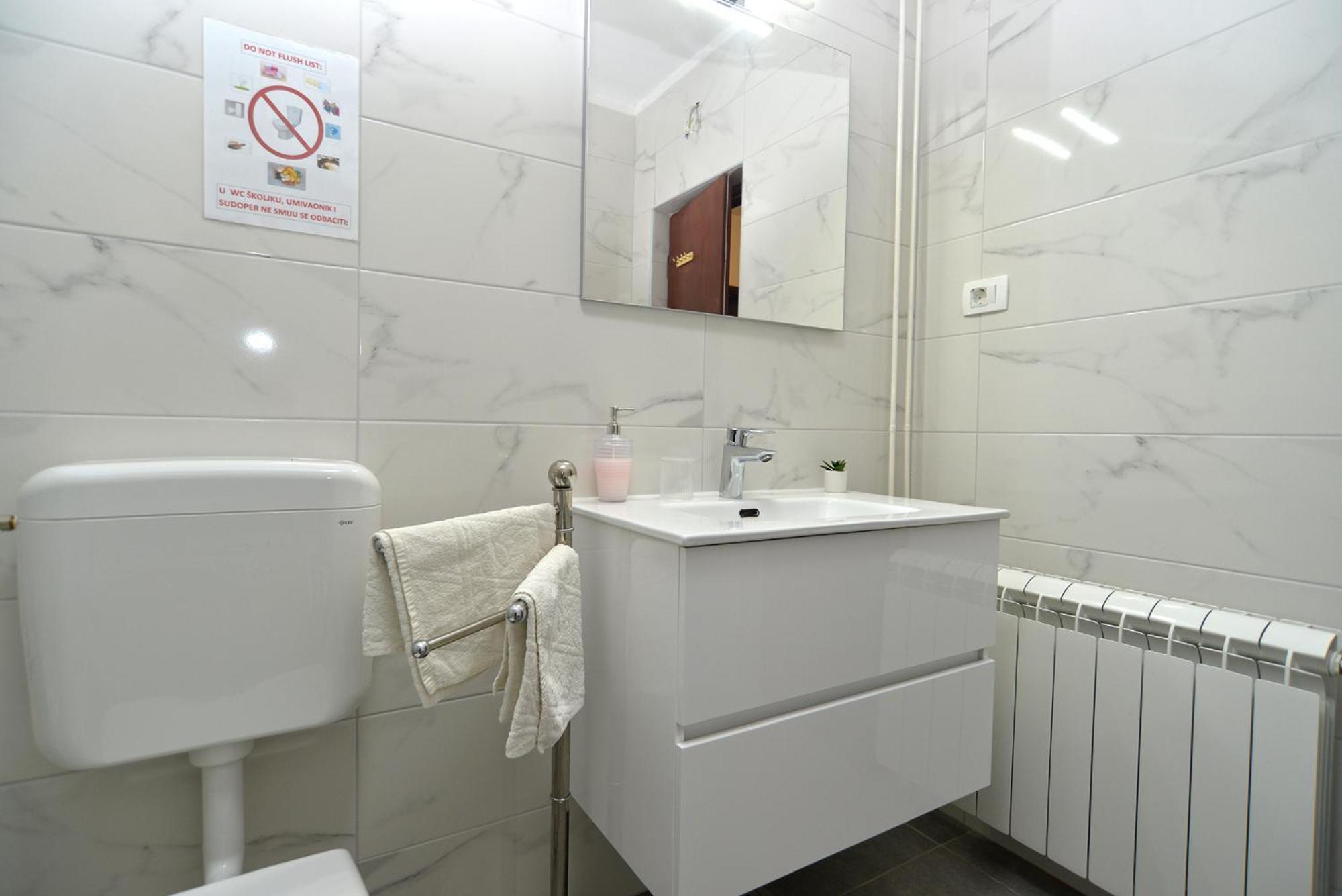 Apartment Brajdine 405 เมดูลิน ภายนอก รูปภาพ